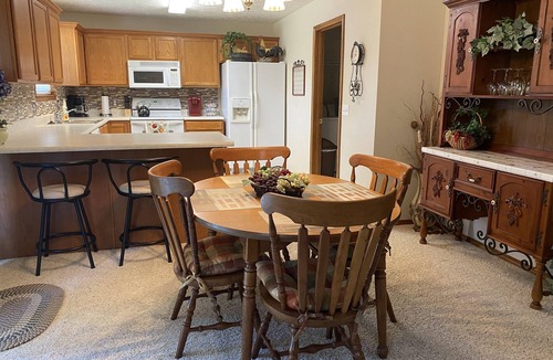 Nixa House | Home Away From Home