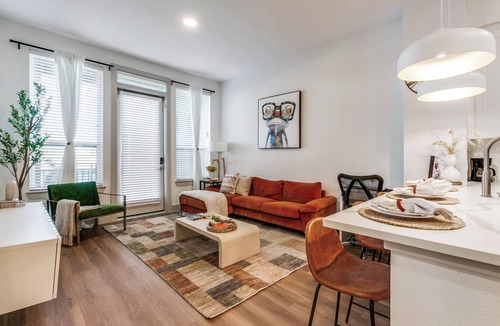 Richardson Apartment | Home Away From Home - Luxury 1Bedroom Apartment