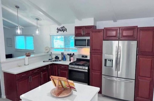 Arena District House | Home away from Home- The Willow Serenity Home