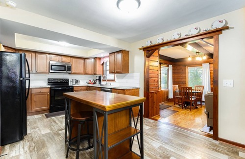 South Bend House | Home away from Home