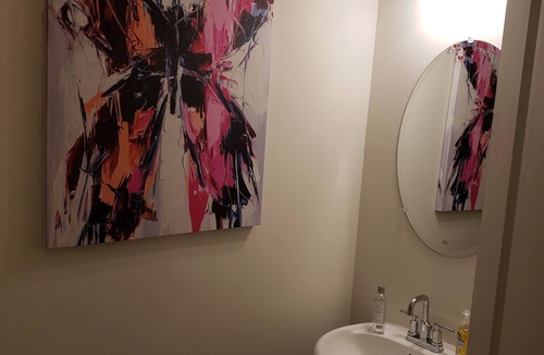 Lithonia House | Home Away From Home -New Townhome