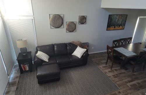 Urbandale House | Home away from home