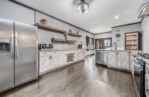 Buford House | Home Away From Homen