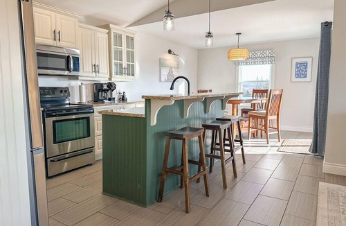 Stanley Bridge Villa | Home Away Villa: Ideal for Island Adventures
