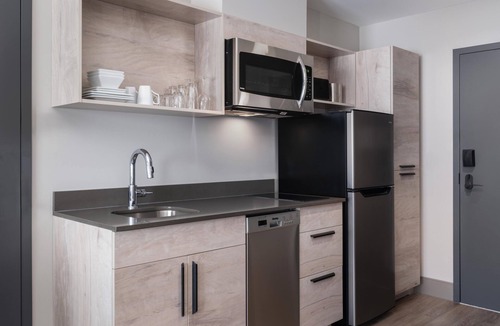 Walkerton Hotel | @HOME by Best Western Walkerton