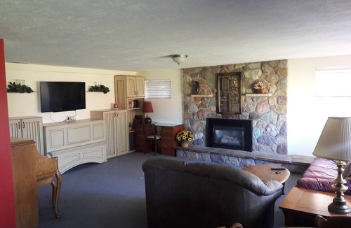 Canyon Rim House | Home close to all SLC and Park City resorts