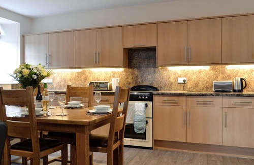 Alford House | Home Farm Cottage