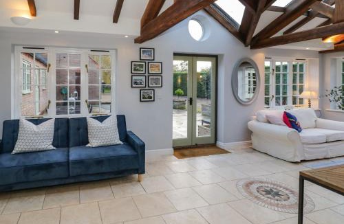 Priors Marston House | Home Farm Cottage