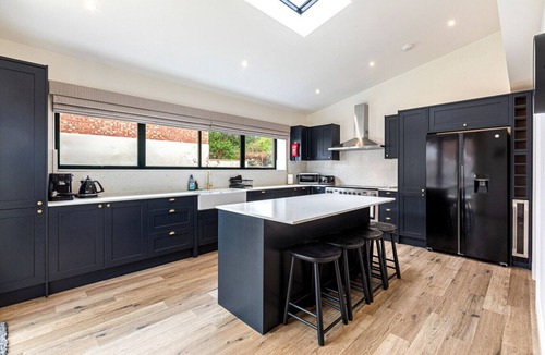 Cuddesdon House | Home Farm Holiday Homes