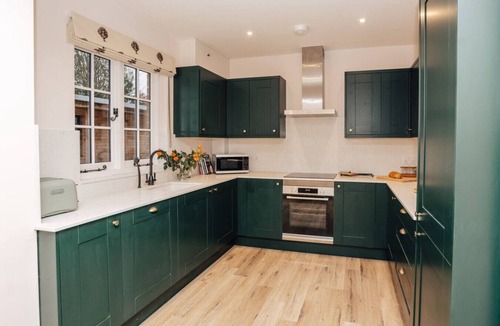 Cuddesdon House | Home Farm Holiday Homes