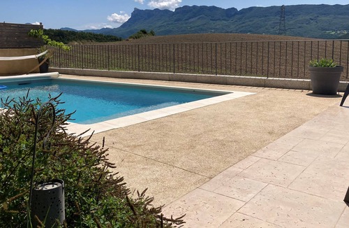 Mirabel-et-Blacons Cottage | Home for 4 persons