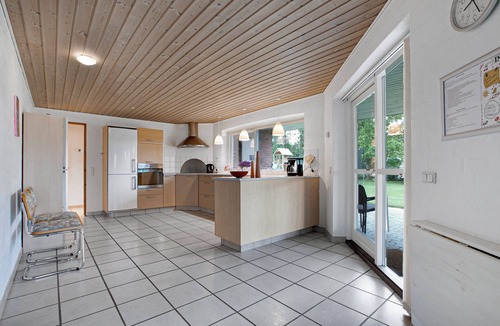 Helberskov Strand Villa | Home for the family in quiet surroundings