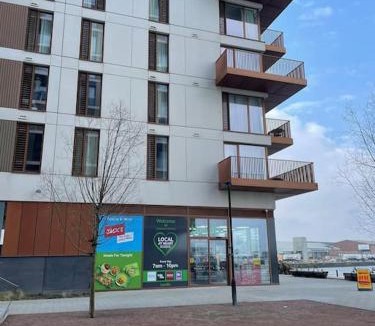 Chatham Apartment | Home from Home