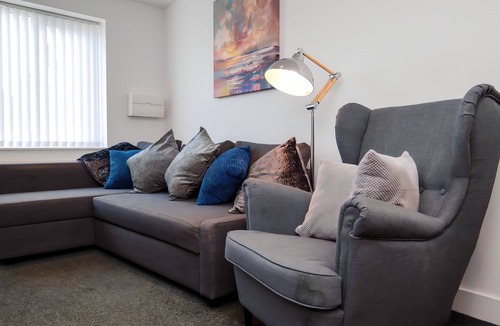 Staple Hill House | Home from Home in Downend, Bristol