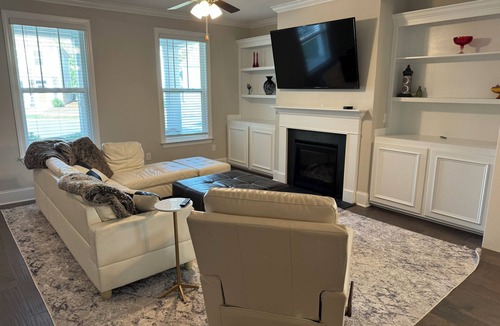 Clemson House | Home Game Weekender in Clemson - Spacious 5 Bed/4 Bath