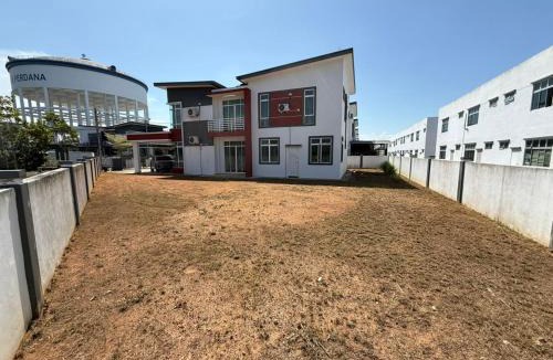 Serom Apartment | Home in bukit kangkar