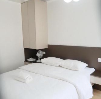 Quartier Sainte-Avoye Apartment | Home in Central Paris 5 min to Pompidou