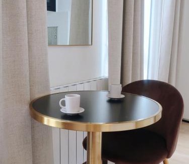 Quartier Sainte-Avoye Apartment | Home in Central Paris 5 min to Pompidou