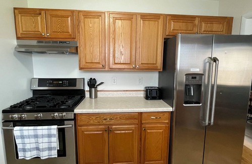 Davison House | Home in Davison 3BR 1BA + King BD + Pool Table