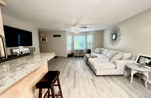 Acworth House | Home in Downtown Acworth with Hot Tub