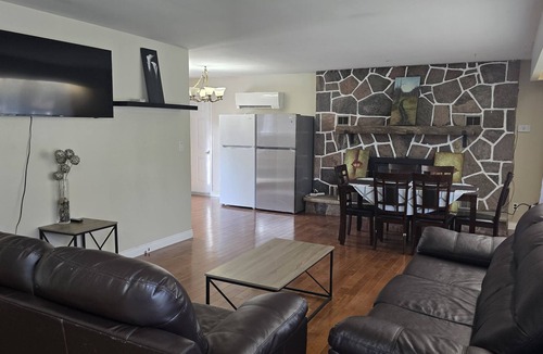 Collingwood House | Home in heart of Collingwood
