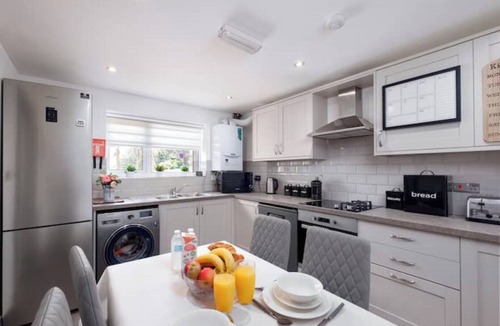 Peterborough House | Home in Peterborough