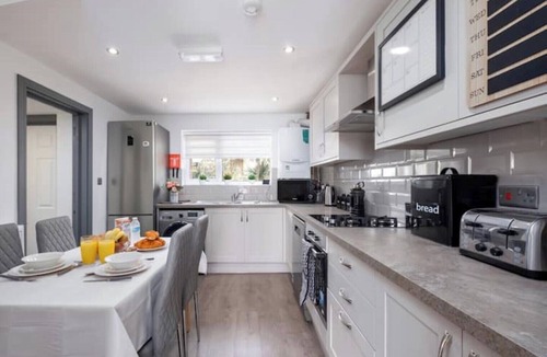 Peterborough House | Home in Peterborough