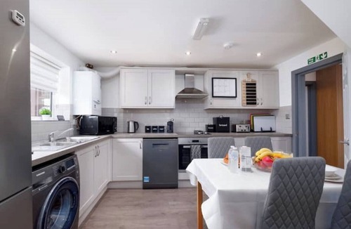 Peterborough House | Home in Peterborough