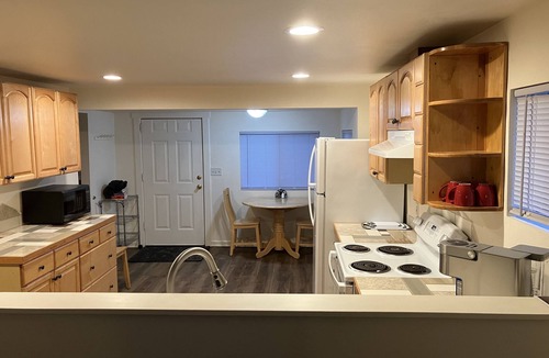 Springfield House | Home in Springfield with large yard and driveway