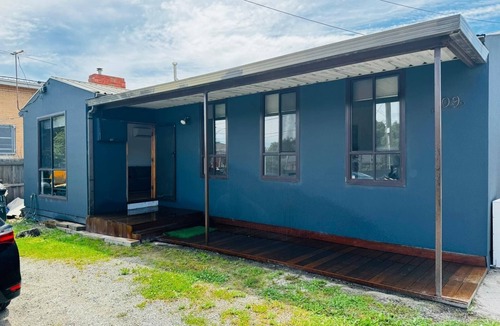 Sunshine House | Home in Sunshine