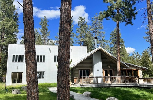 Victor House | Home in the Bitterroots