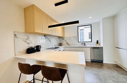 Massey House | Home in West Auckland