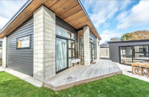 Whanganui Villa | Home in Whanganui