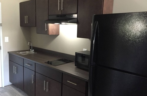 Southwind Hotel | Home Inn and Suites