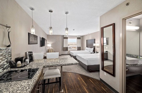 Swift Current Hotel | Home Inn & Suites Swift Current