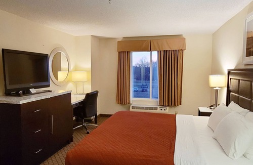 Montgomery Hotel | Home Inn & Suites