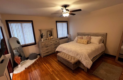 Kauneonga Lake House | Home King Luxury