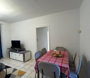 Bourroches Apartment | Home Lyla