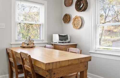 Ridge St. Apartment | Home Near Downtown Mall & Belmont