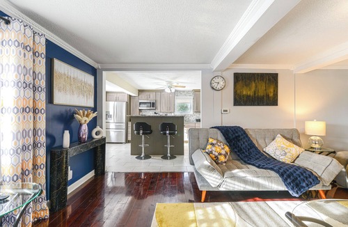 Worcester House | Home Near Skiing & Downtown Worcester