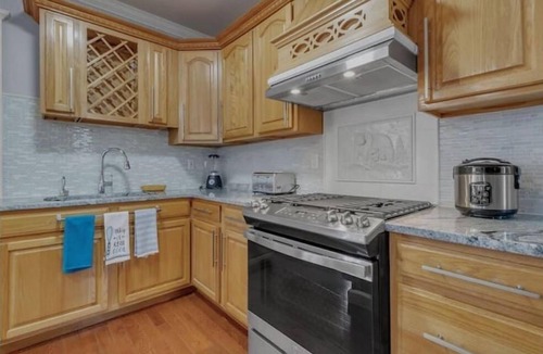 North Tonawanda House | Home of The Carousel