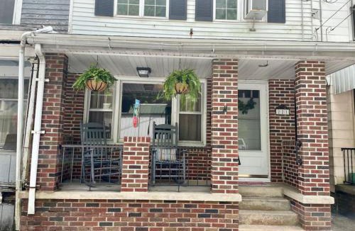 Ashfield House | Home on Broadway in Jim Thorpe