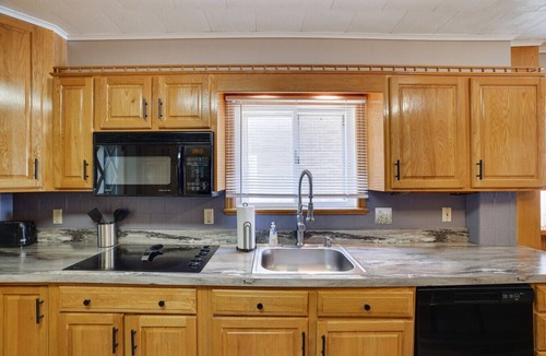 Ashfield House | Home on Broadway in Jim Thorpe