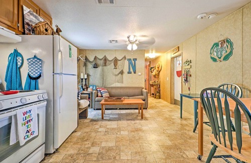 Wetumpka House | Home on Jordan Lake w/Shared Dock & Boat Slip!
