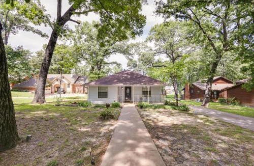 Yantis House | Home on Lake Fork: Patio, Grill & Fire Pit!