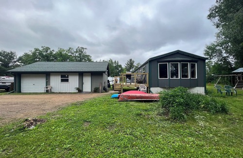 Amery House | Home on the Apple River