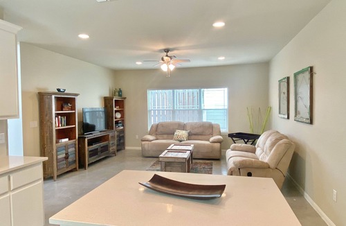 Liberty Hill House | Home on the Grange - Downtown Liberty Hill