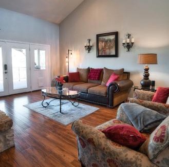 Salado House | Home On the Green