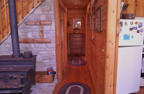 Washington Island Cabin | Home Owner Custom Built Log Cabin