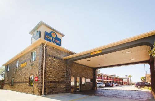 Willow Meadows/Willowbend Area Hotel | Home Place Inn